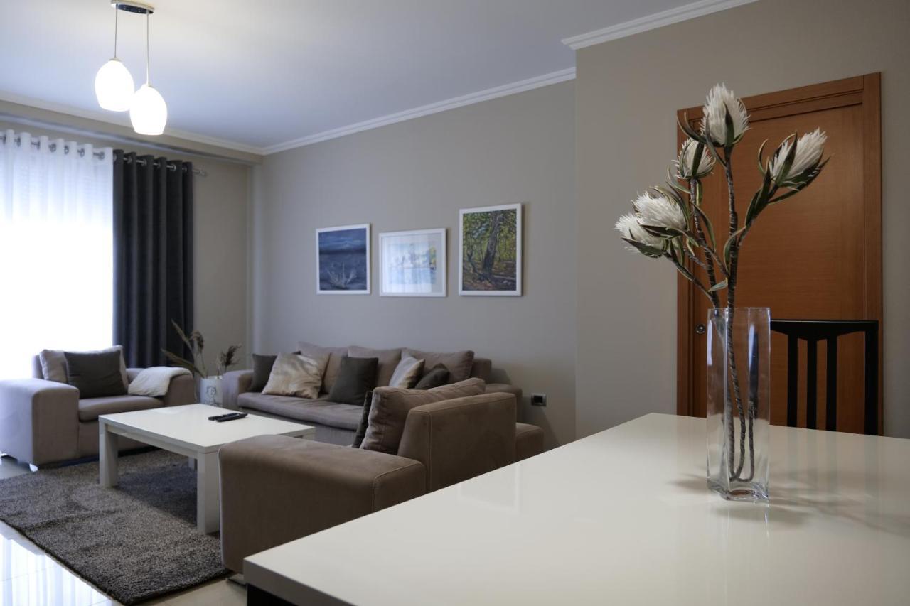 Luxury Condo In Tirana Kültér fotó